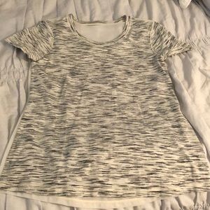 Lululemon sheer back tee